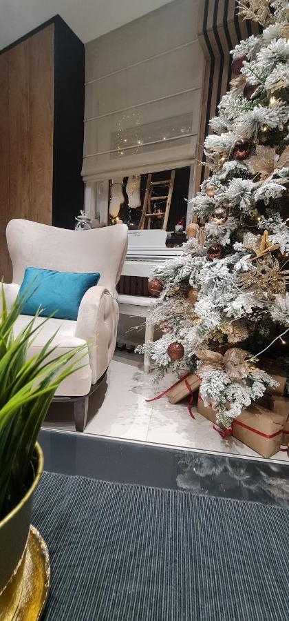 Design Apartment Platinium Spa Lux 5 Star "Havana" Completely Private Wellness & Spa Free Included Sauna & Jacuzzi & Salt Wall & Fire Place & 3D Ceilings & Business Wifi & Netflix & Keyless Code Entry & Full Smart App & Secure 2 Parking Place Ćuprija Buitenkant foto