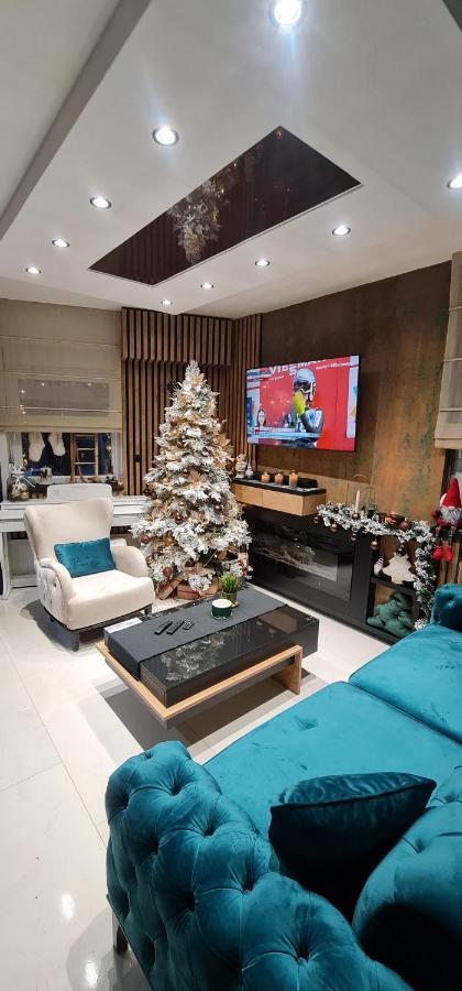 Design Apartment Platinium Spa Lux 5 Star "Havana" Completely Private Wellness & Spa Free Included Sauna & Jacuzzi & Salt Wall & Fire Place & 3D Ceilings & Business Wifi & Netflix & Keyless Code Entry & Full Smart App & Secure 2 Parking Place Ćuprija Buitenkant foto