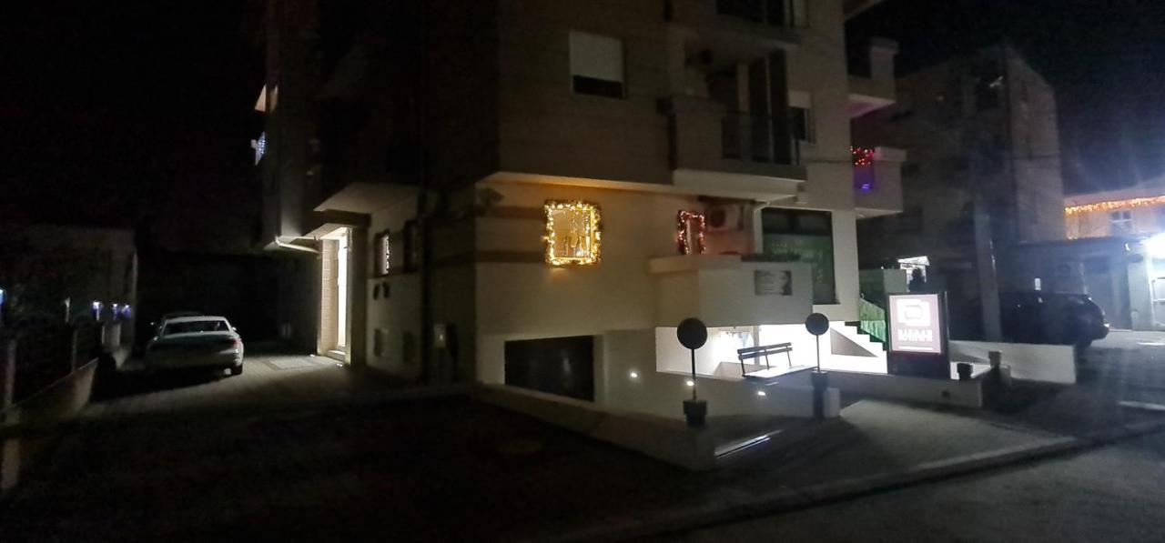 Design Apartment Platinium Spa Lux 5 Star "Havana" Completely Private Wellness & Spa Free Included Sauna & Jacuzzi & Salt Wall & Fire Place & 3D Ceilings & Business Wifi & Netflix & Keyless Code Entry & Full Smart App & Secure 2 Parking Place Ćuprija Buitenkant foto