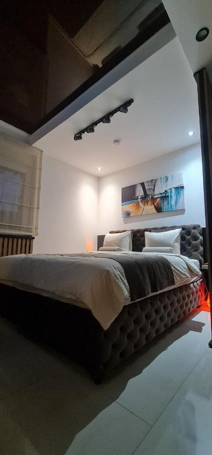 Design Apartment Platinium Spa Lux 5 Star "Havana" Completely Private Wellness & Spa Free Included Sauna & Jacuzzi & Salt Wall & Fire Place & 3D Ceilings & Business Wifi & Netflix & Keyless Code Entry & Full Smart App & Secure 2 Parking Place Ćuprija Buitenkant foto