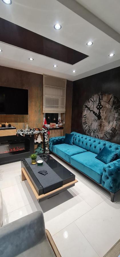 Design Apartment Platinium Spa Lux 5 Star "Havana" Completely Private Wellness & Spa Free Included Sauna & Jacuzzi & Salt Wall & Fire Place & 3D Ceilings & Business Wifi & Netflix & Keyless Code Entry & Full Smart App & Secure 2 Parking Place Ćuprija Buitenkant foto