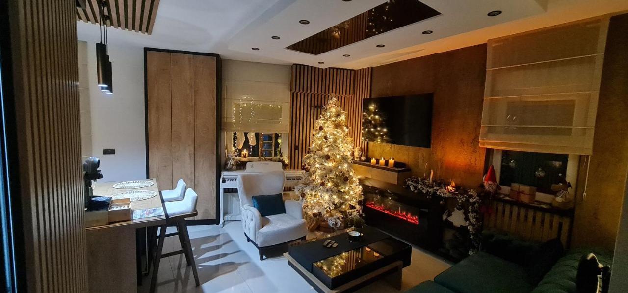 Design Apartment Platinium Spa Lux 5 Star "Havana" Completely Private Wellness & Spa Free Included Sauna & Jacuzzi & Salt Wall & Fire Place & 3D Ceilings & Business Wifi & Netflix & Keyless Code Entry & Full Smart App & Secure 2 Parking Place Ćuprija Buitenkant foto