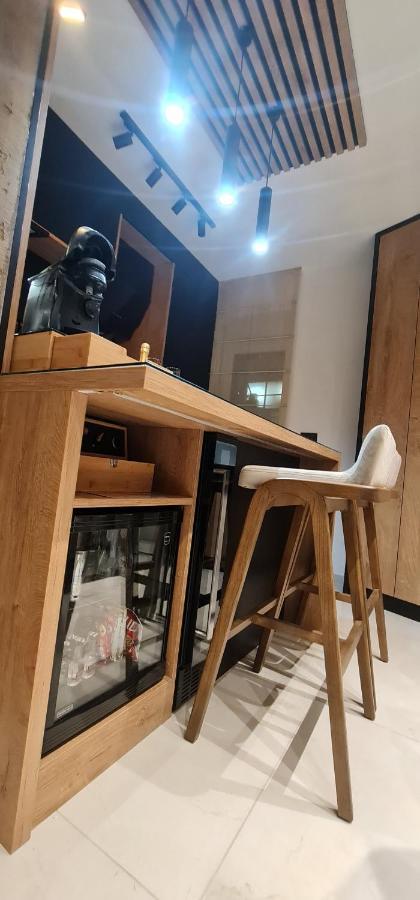 Design Apartment Platinium Spa Lux 5 Star "Havana" Completely Private Wellness & Spa Free Included Sauna & Jacuzzi & Salt Wall & Fire Place & 3D Ceilings & Business Wifi & Netflix & Keyless Code Entry & Full Smart App & Secure 2 Parking Place Ćuprija Buitenkant foto